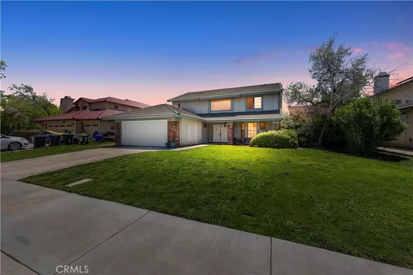 3046 W Avenue J4, Lancaster, CA 93536
