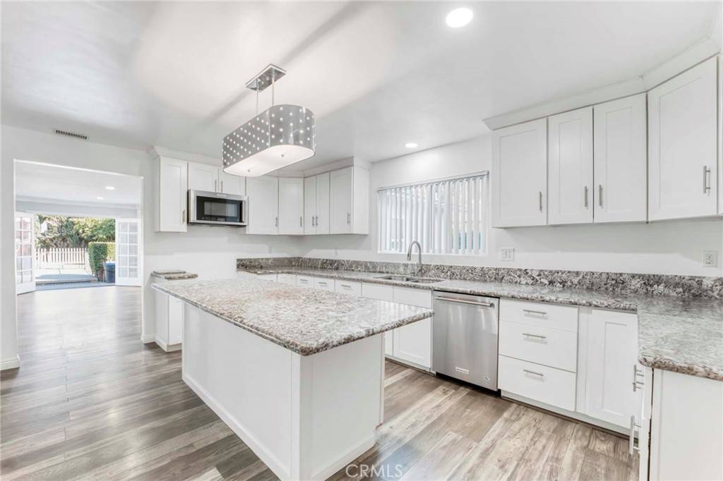 Sherwood Forest, CA 91325,8558 Paso Robles AVE