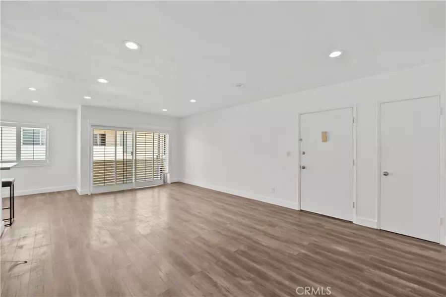 5328 Newcastle AVE #58, Encino, CA 91316