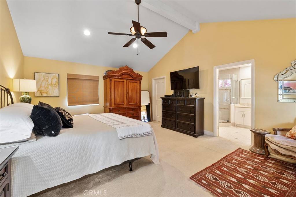 Woodland Hills, CA 91364,5132 Quakertown AVE