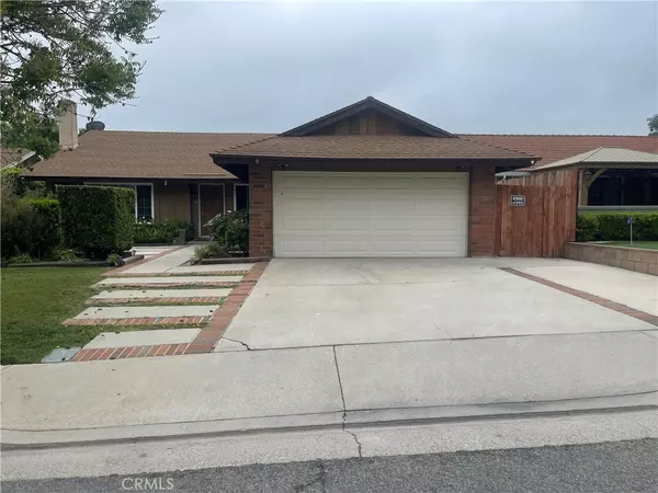 Newhall, CA 91321,24336 Jennifer PL