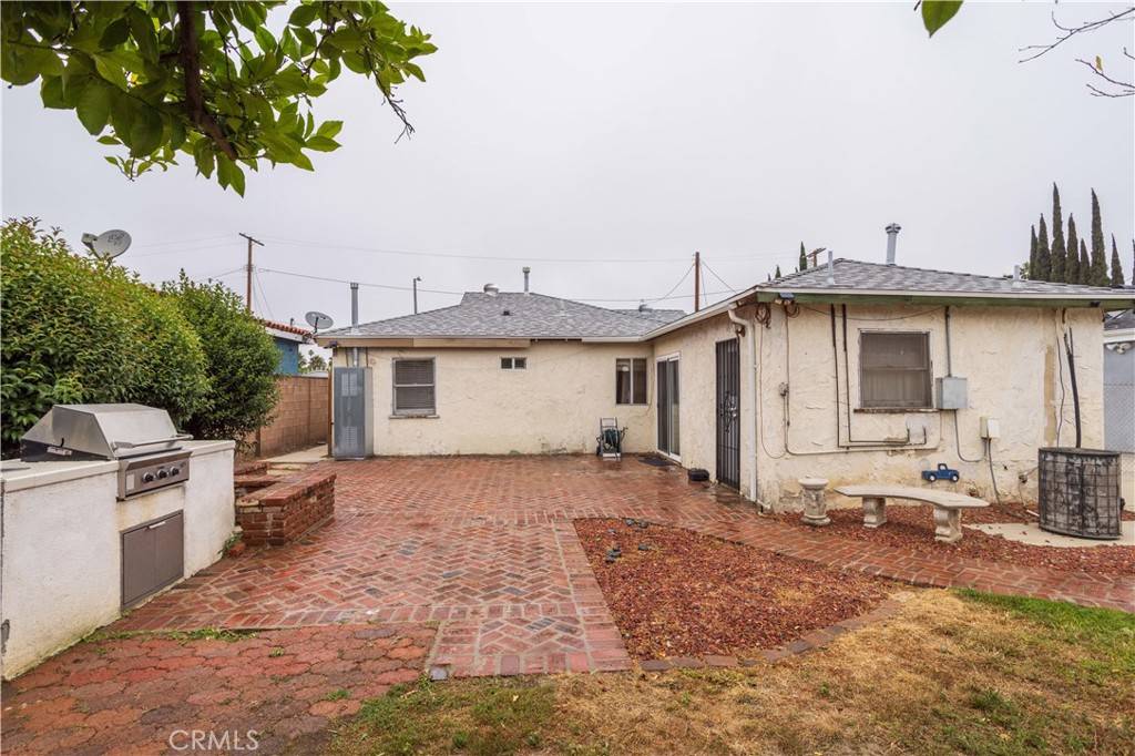 Canoga Park, CA 91303,20934 Vose ST