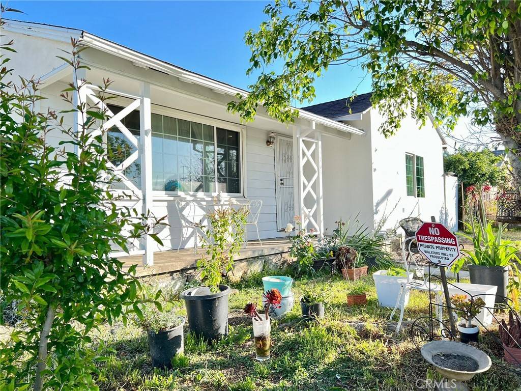 Arleta, CA 91331,13163 E Branford ST