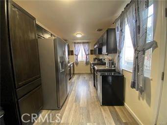 Port Hueneme, CA 93041,917 Evergreen LN