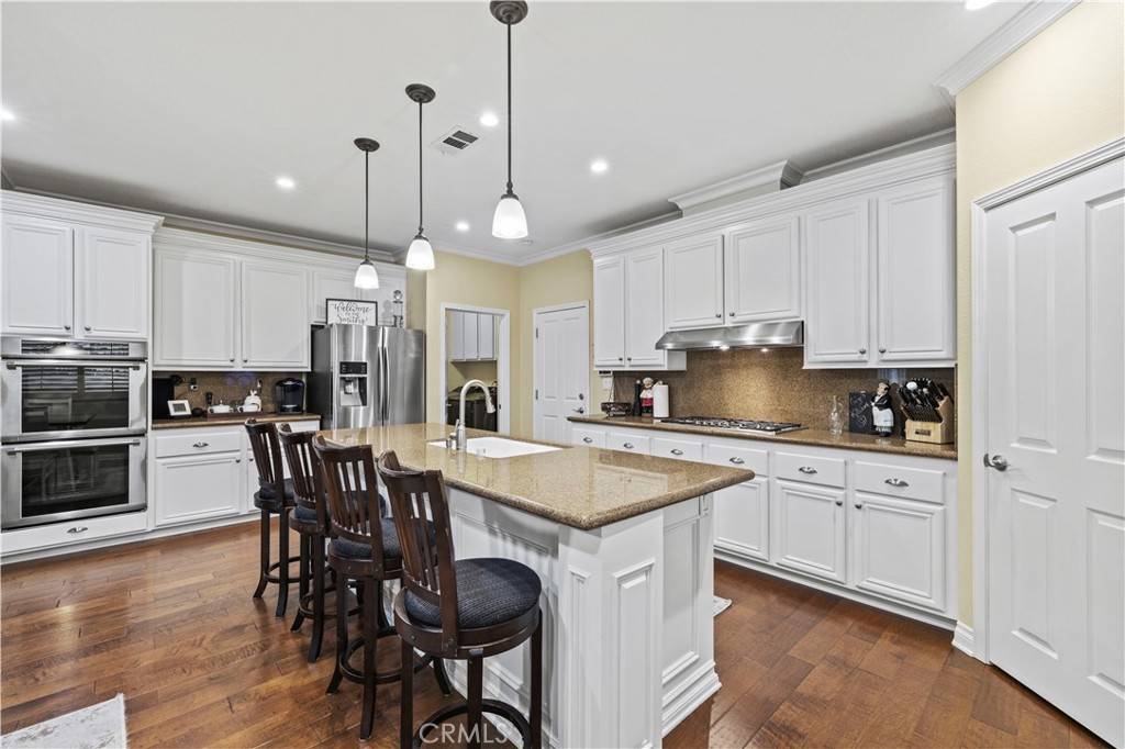 Saugus, CA 91390,28707 Rock Canyon DR