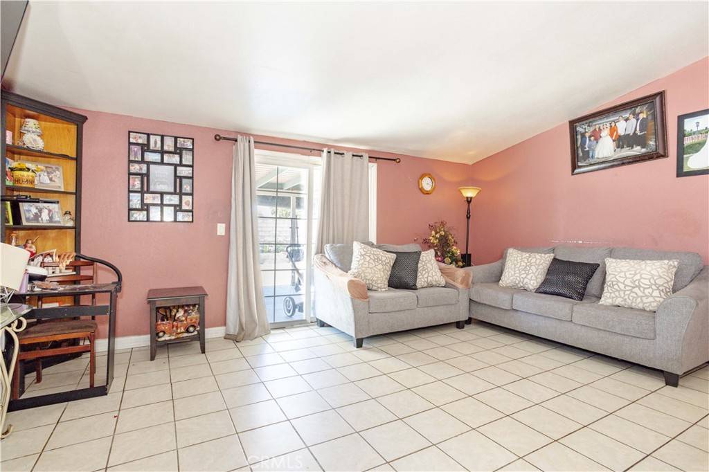 Canyon Country, CA 91351,27703 Walnut Springs AVE