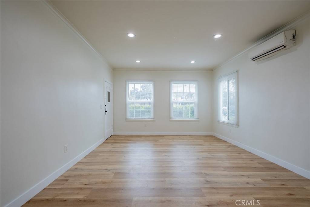 Pasadena, CA 91106,418 N Hill AVE #4