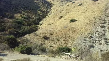 145 Las Llajas, Simi Valley, CA 93063