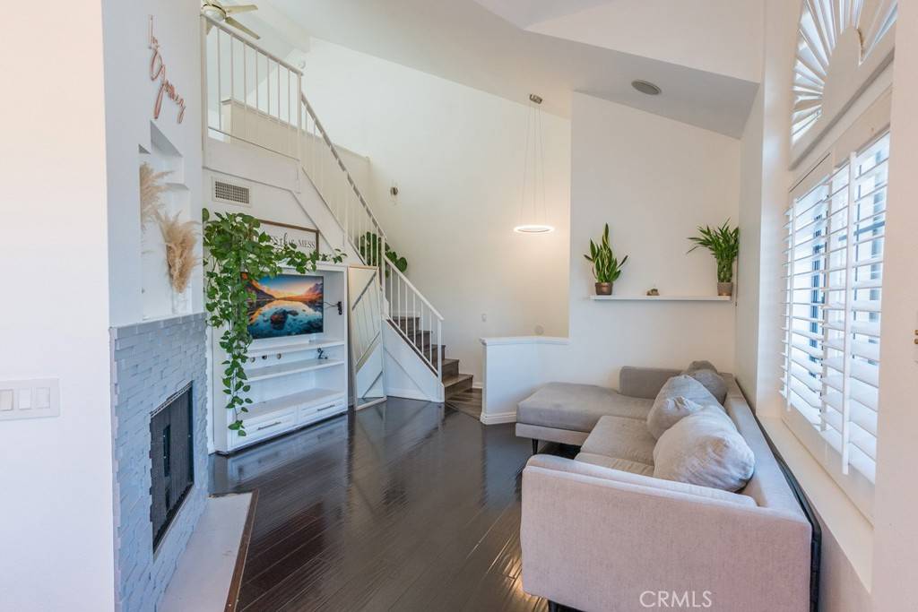 Canyon Country, CA 91387,18213 Flynn DR #132