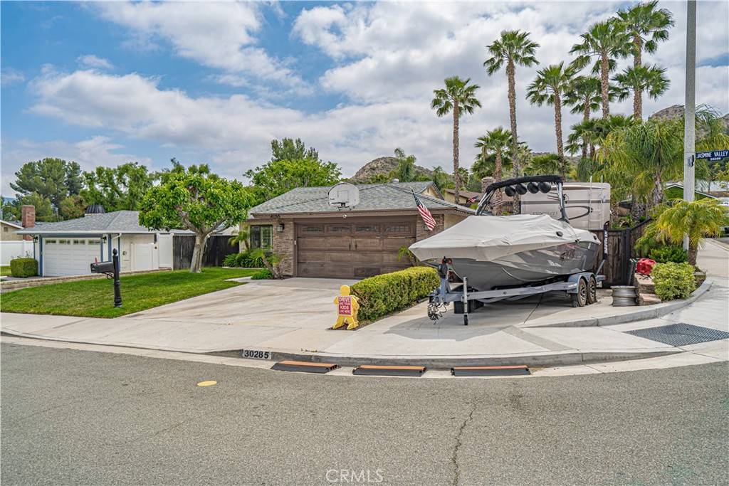 Canyon Country, CA 91387,30285 Jasmine Valley DR