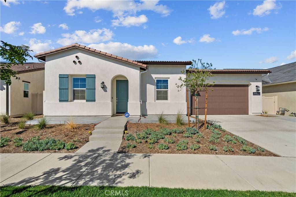 24513 Via Sendero, Valencia, CA 91354