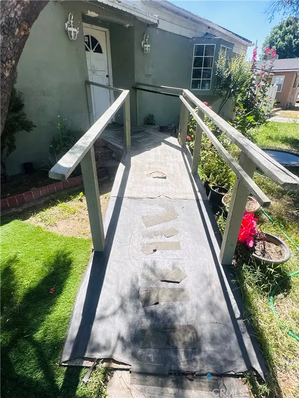 Pomona, CA 91768,1196 N Hamilton BLVD