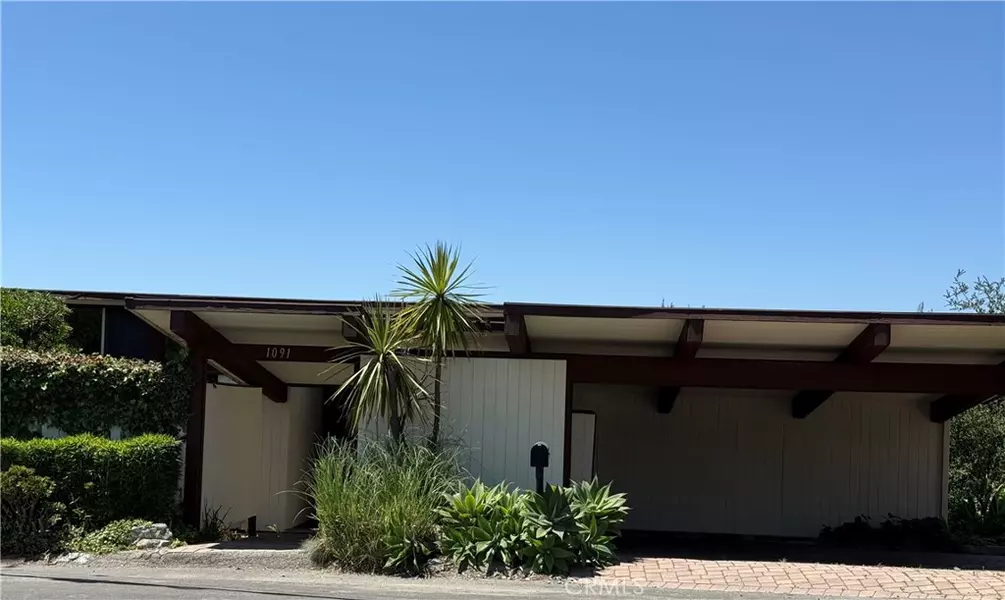1091 N Kenter AVE, Los Angeles, CA 90049
