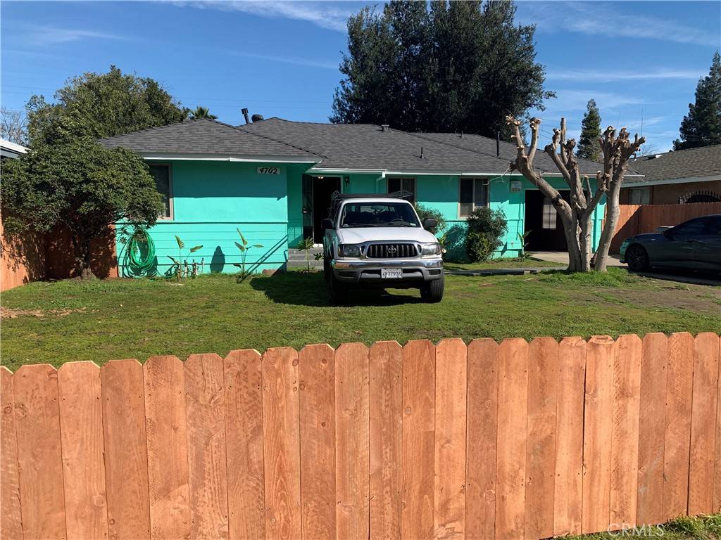 4702 N Fruit AVE, Fresno, CA 93705