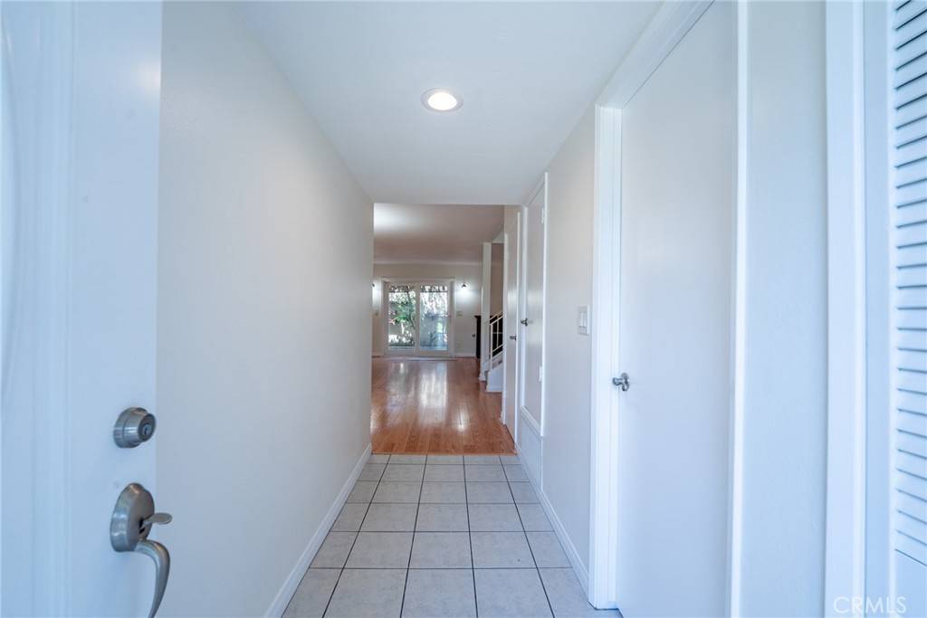 Sunland, CA 91040,8335 Grenoble ST #27