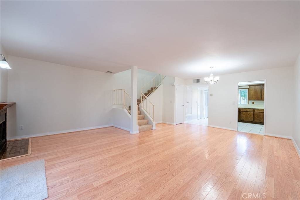 Sunland, CA 91040,8335 Grenoble ST #27