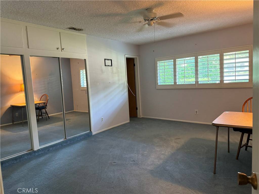 Newhall, CA 91321,23307 Maple ST
