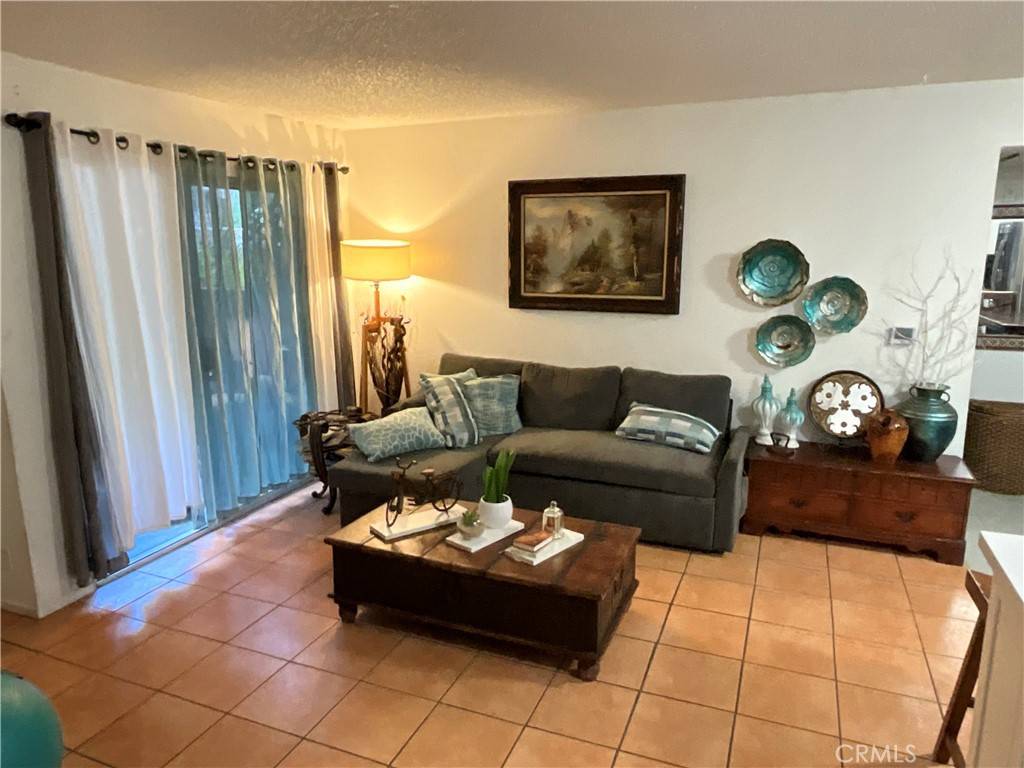Pacoima, CA 91331,12601 Van Nuys BLVD #138