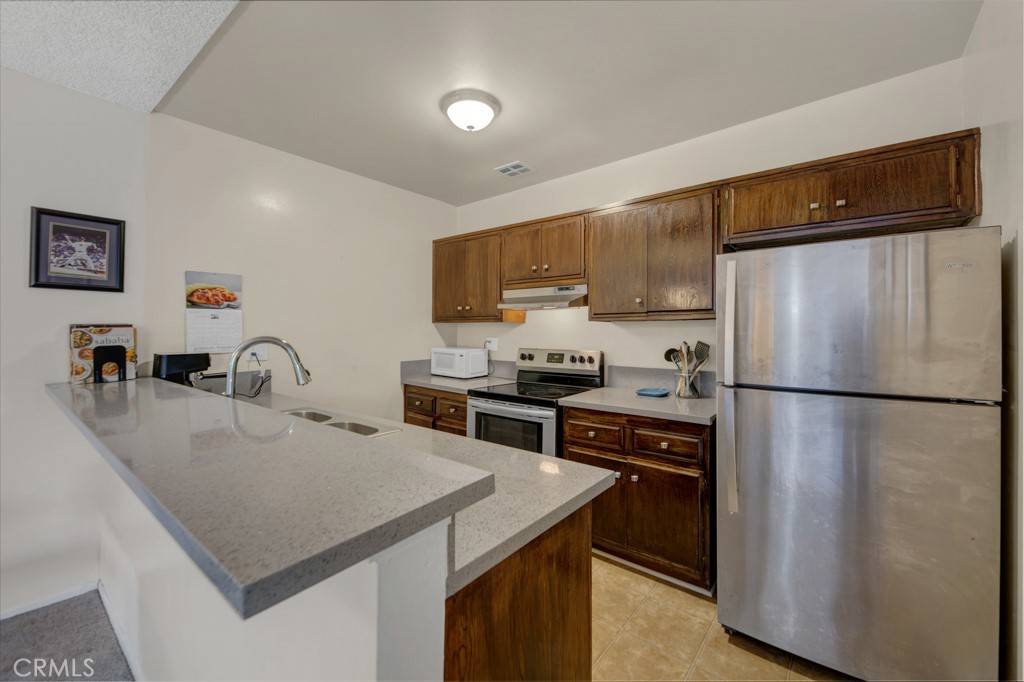 Encino, CA 91316,5349 Newcastle AVE #42