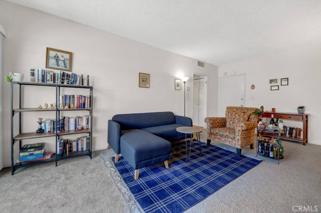 Encino, CA 91316,5349 Newcastle AVE #42