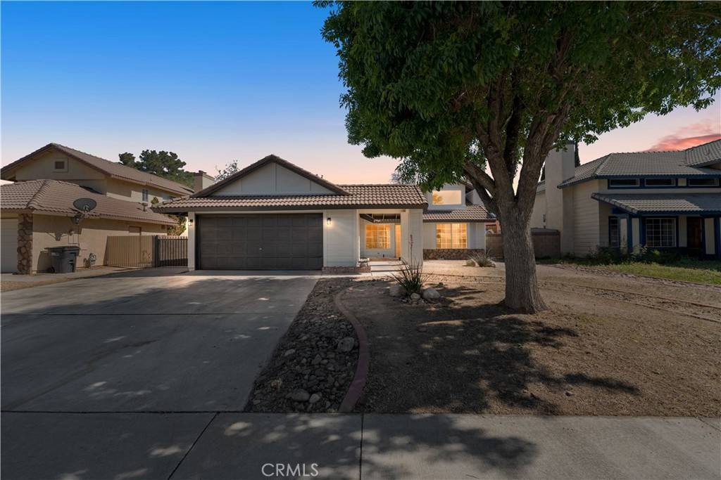 1032 Glenn CT, Lancaster, CA 93535