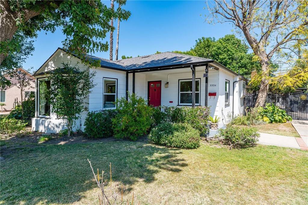 Van Nuys, CA 91406,6534 Peach AVE