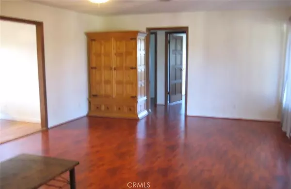 Tarzana, CA 91356,5931 CORBIN AVE