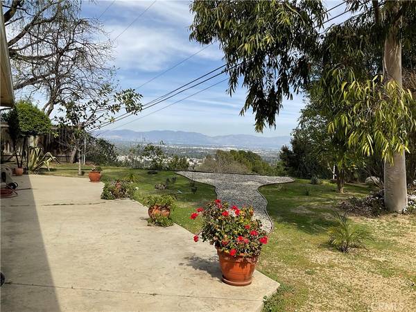 Tarzana, CA 91356,18310 Karen DR