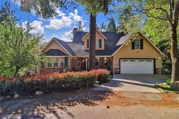 Crestline, CA 92325,176 Pine Ridge RD