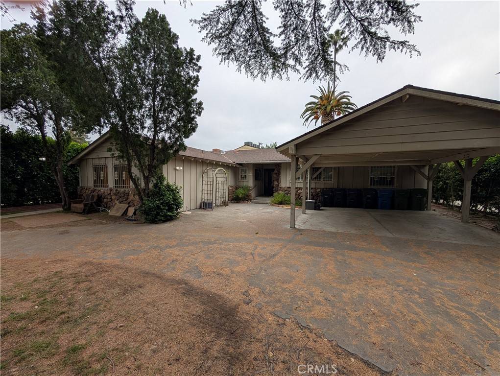 12753 Chandler BLVD, Valley Village, CA 91607
