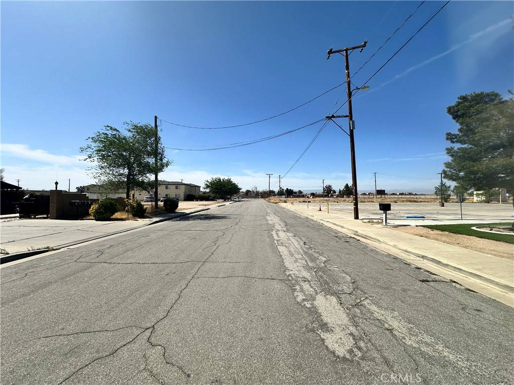 Rosamond, CA 93560,0 C Street