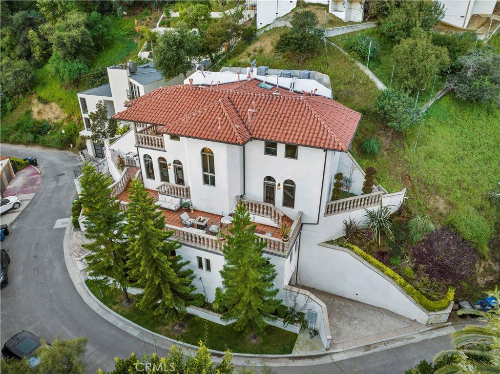 Los Angeles, CA 90068,2995 Belden Drive