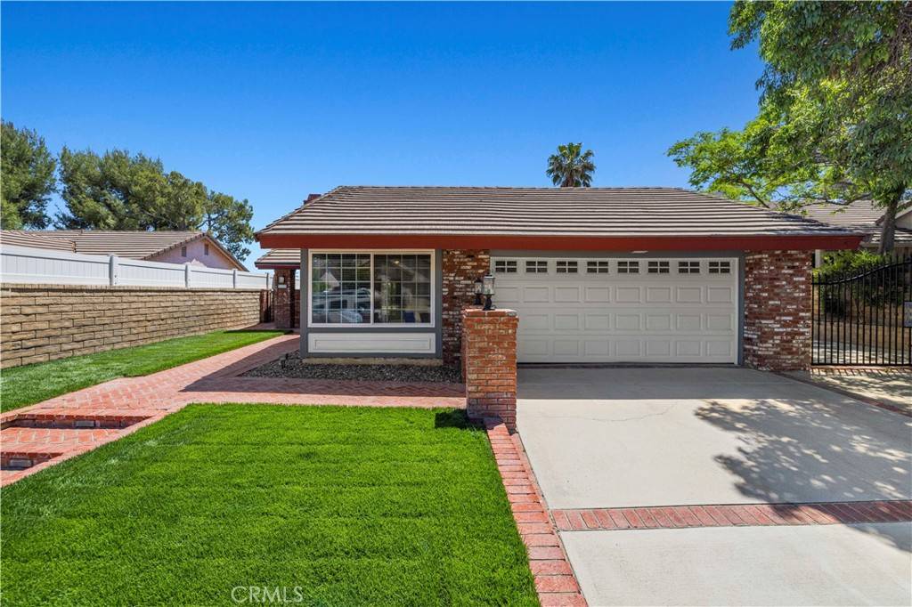 Castaic, CA 91384,31332 Cherry DR