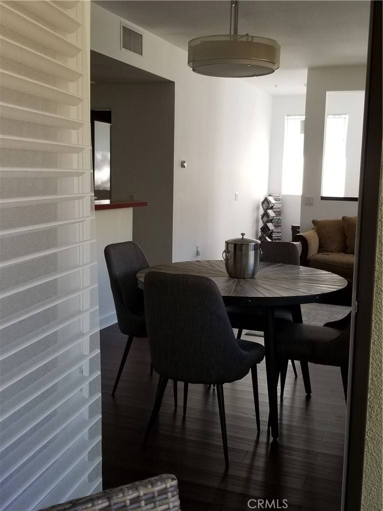 Palm Springs, CA 92264,850 E Palm Canyon DR #203