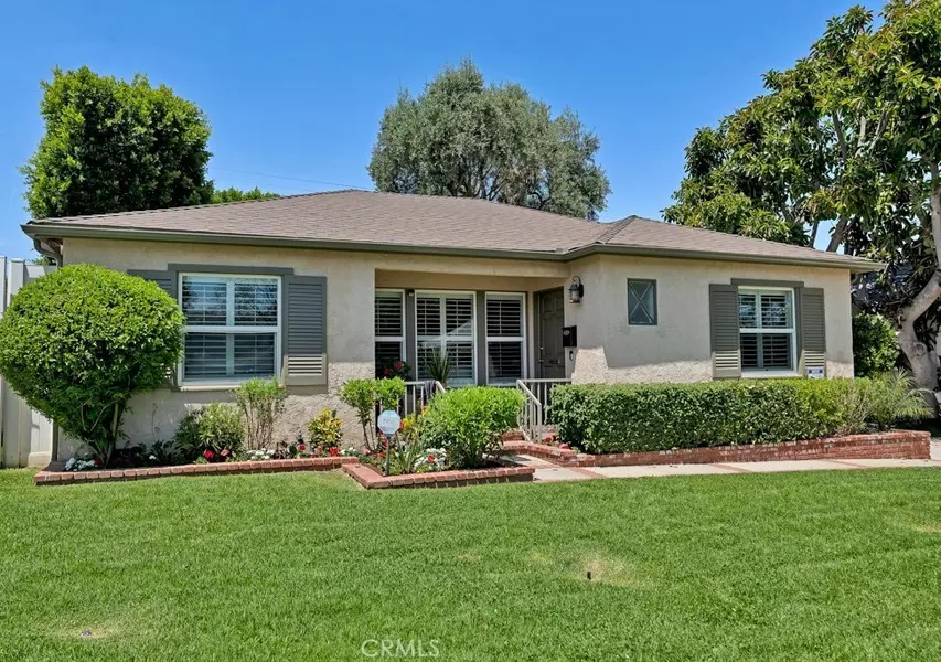 16839 Halper ST, Encino, CA 91436
