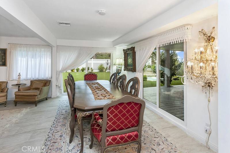 West Hills, CA 91304,8479 Moorcroft AVE