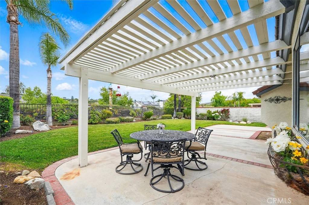 Saugus, CA 91390,28613 Apricot PL
