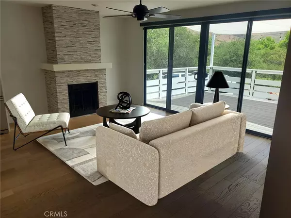 Westlake Village, CA 91361,126 Fallen Leaf LN