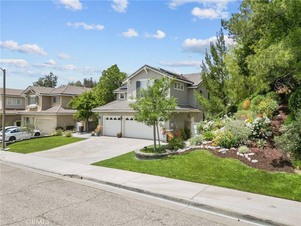 Valencia, CA 91354,23611 Clearidge DR
