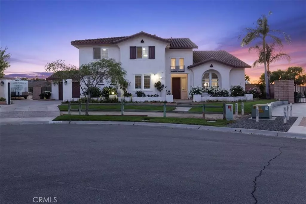 Norco, CA 92860,1034 Thoroughbred LN