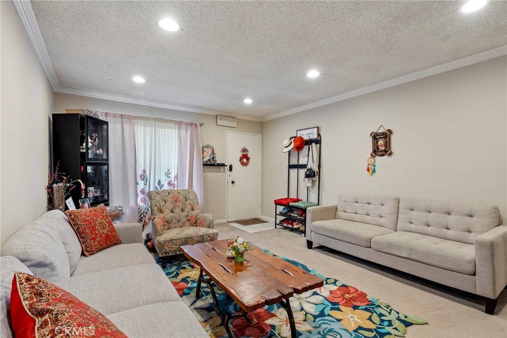 330 N Howard ST #201, Glendale, CA 91206