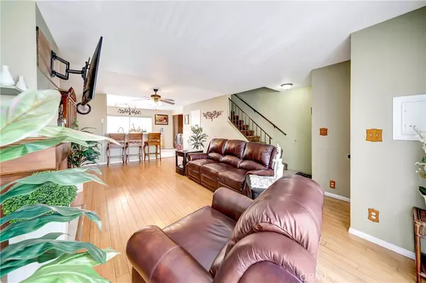 Canoga Park, CA 91303,7226 Jordan AVE #6
