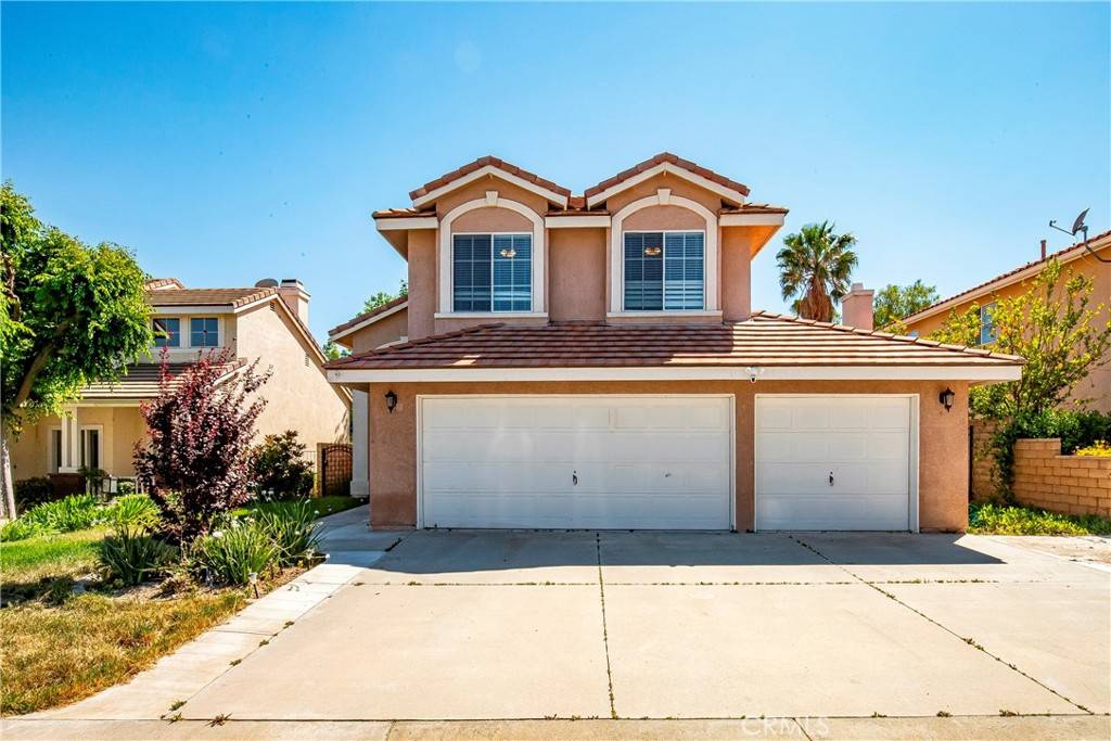 20220 Arthur CT, Saugus, CA 91350