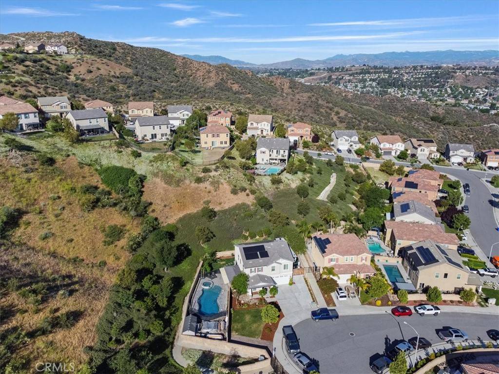 Saugus, CA 91350,20510 Chaz CT