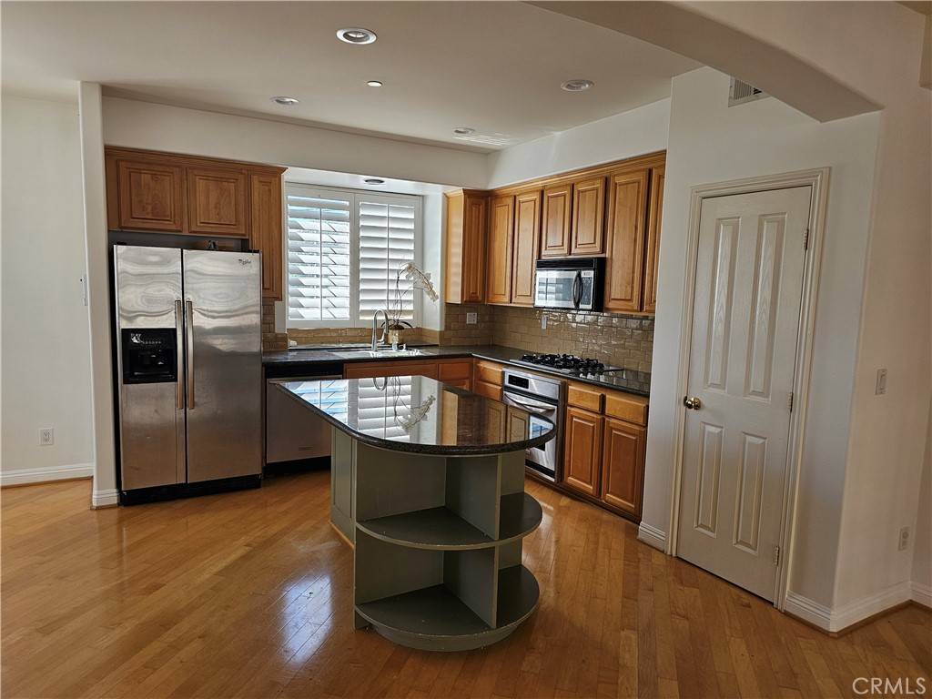 Burbank, CA 91505,4116 W Kling ST