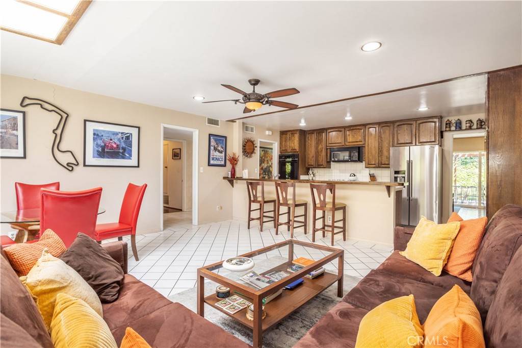 Northridge, CA 91324,19243 Knapp ST