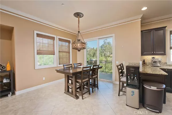 Chatsworth, CA 91311,21953 Bella Vista PL