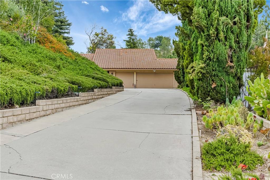 Porter Ranch, CA 91326,19628 Pine Valley AVE