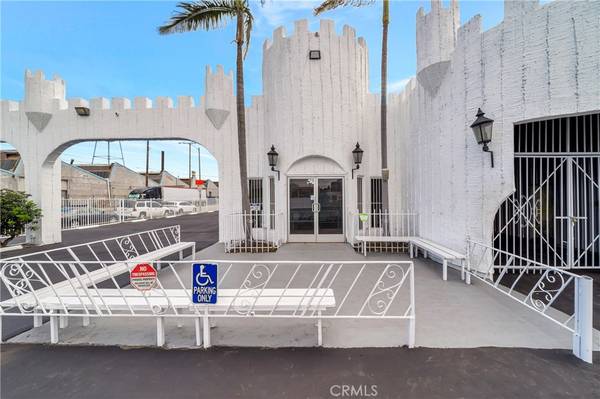 Long Beach, CA 90810,1500 W Pacific Coast