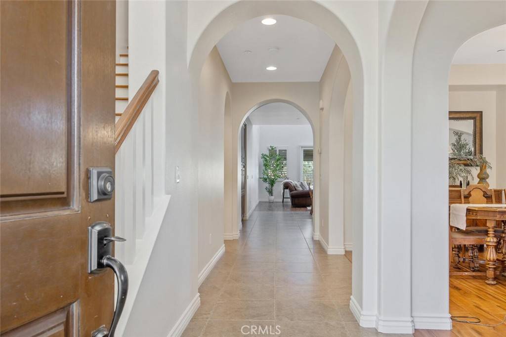 Valencia, CA 91354,24923 Hearth CT